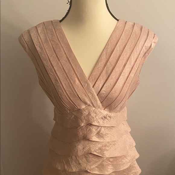 Adrianna Papell size 4 blush colored cocktail dress - Picture 2 of 10